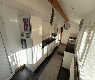 2 bedroom terraced house to rent - Photo 1