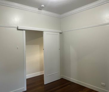 Spacious 3-Bedroom Home with sunroom, Close to School - Photo 6