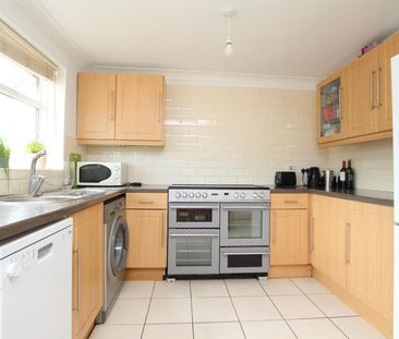 3 bedroom terraced house to rent - Photo 4