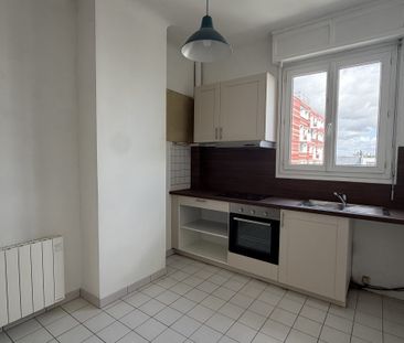 Location Appartement 3 pièces 67m² AMIENS 80000 - Photo 3