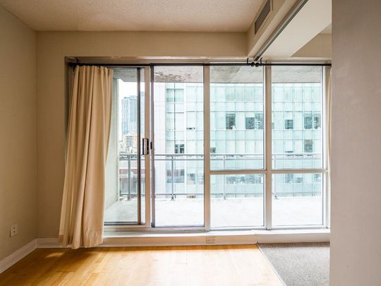 For Lease - 220 Victoria Street Unit# 903, Toronto, Ontario - Photo 1