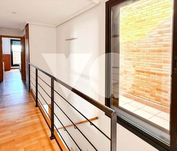 Luxury Apartment for rent in Majadahonda, Autonomous Region of Madrid - Photo 1