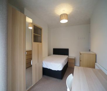 7 College Road - Photo 4