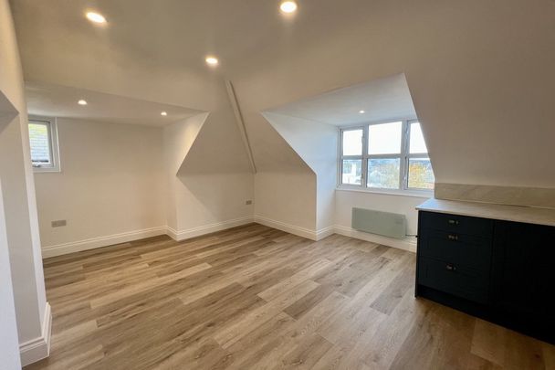 Dorchester Road, WEYMOUTH - Photo 1