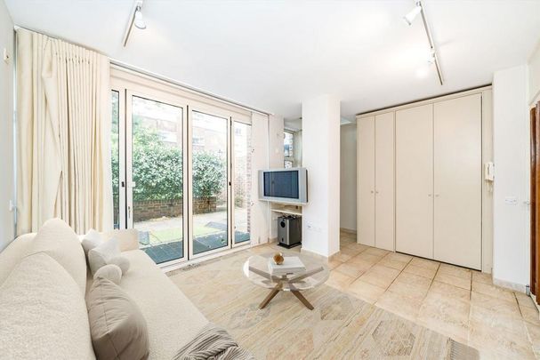 5 bedroom terraced house to rent - Photo 1