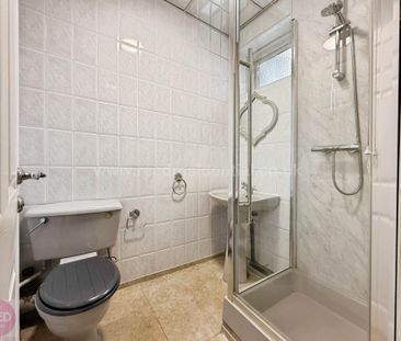 London Road, Westcliff On Sea - Photo 4