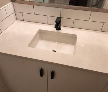 For Lease - 250 Brittany Drive, Orleans - Cumberland and Area, Ontario - Photo 6