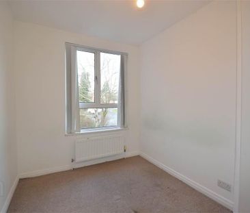 2 Minnowburn Terrace, Newtownbreda, Belfast, Down, Belfast, BT8 7SN - Photo 4