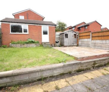 2 bedroom semi-detached bungalow to rent - Photo 6