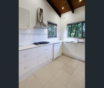 Four Bedroom Family Home - Photo 5