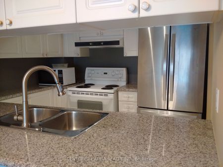 For Lease - 887 Bay Street Unit# 403, Toronto, Ontario - Photo 2