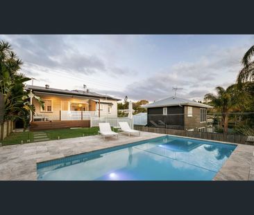 19 Mornington Street, Red Hill, Qld 4059 - Photo 4