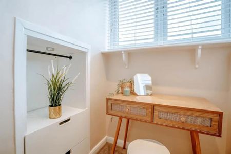 3 bedroom terraced house to rent - Photo 5