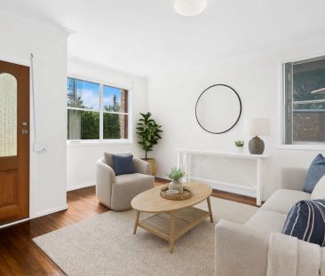 Spacious Family Home in a Prime Port Kembla Location - Photo 1