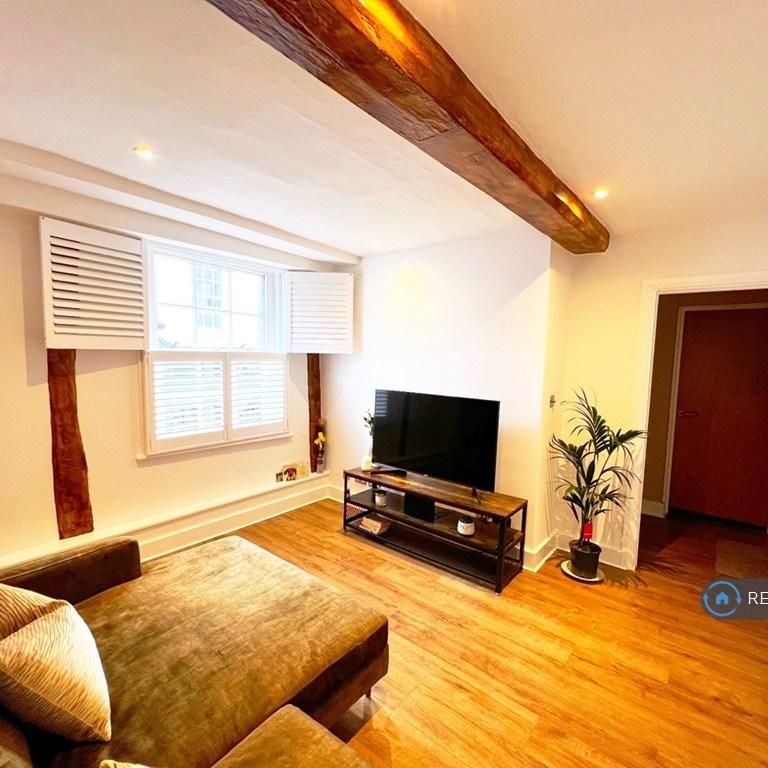 1 bedroom flat to rent - Photo 1
