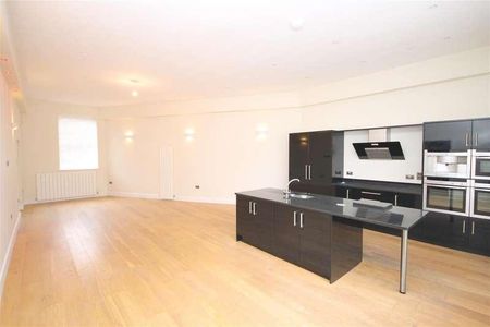 Golden Hill Fort, Freshwater, PO40 - Photo 4