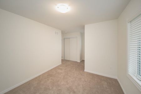 For Lease - 21 Legacy Lane, Thorold, Ontario - Photo 4