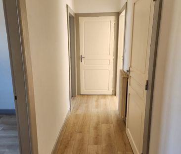 Location Appartement 3 pièces 85m² - Photo 6