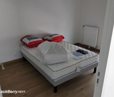 Location Appartement 2 pièces 40m² - Photo 2