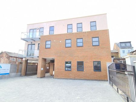 1 bedroom flat to rent - Photo 5