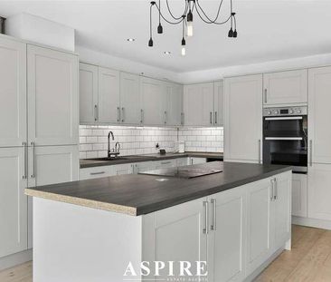 Knights Way, Brentwood, CM13 - Photo 3