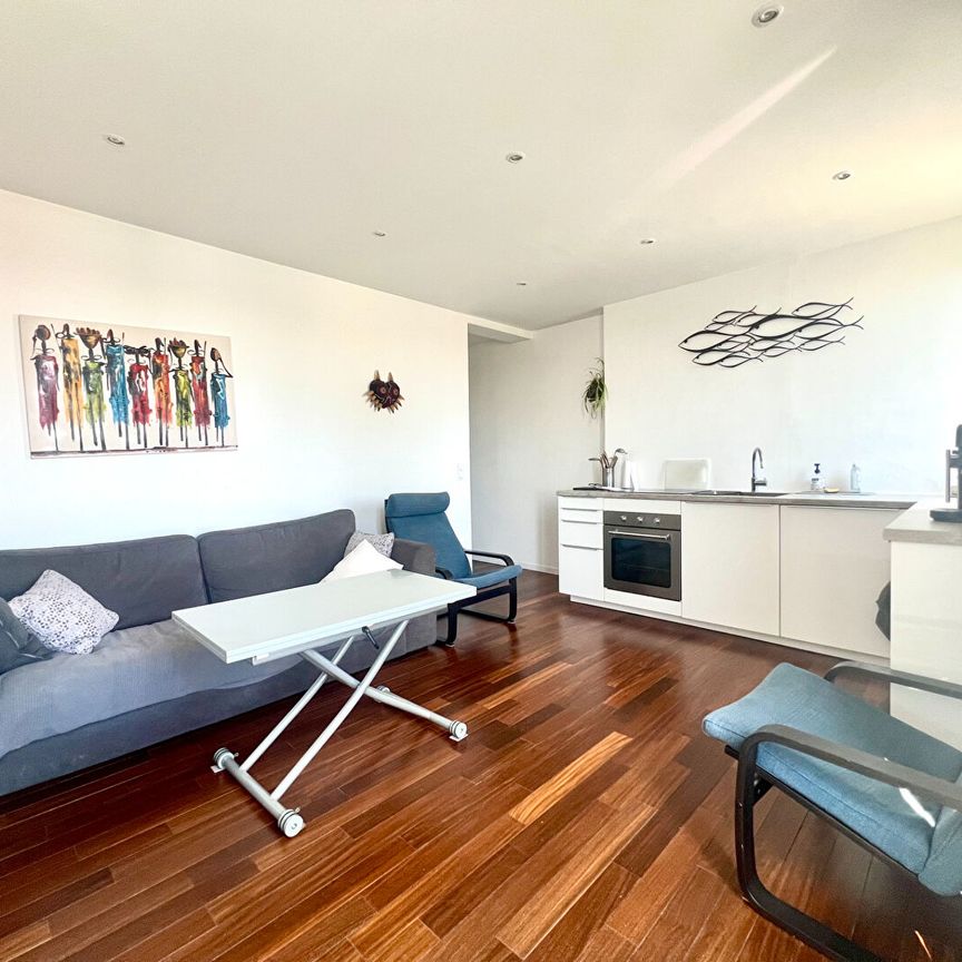 Apartment - Photo 1