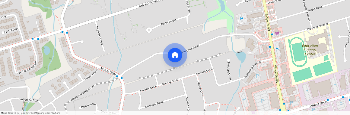 71 Golf Links Drive, Aurora