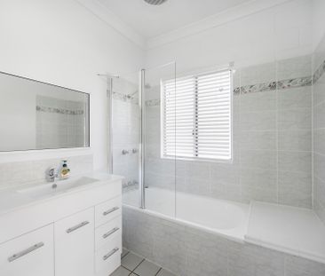 42 Rundle Street, Mount Louisa QLD 4814 - House For Rent | Domain - Photo 2