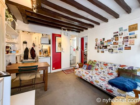 Logement à Paris, Location meublée - Photo 2