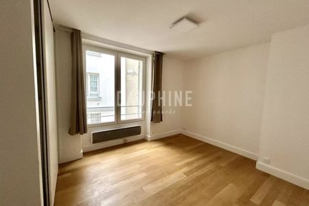 Appartement à louer à Paris 6Ème - Photo 2