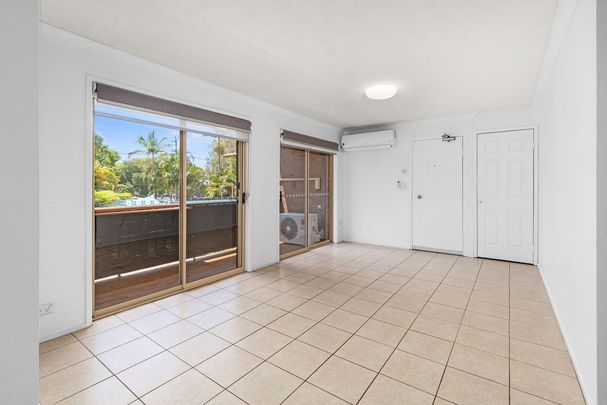 Coastal Living in Prime Palm Beach Location - Photo 1