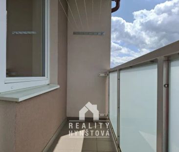 Pronájem pěkného bytu 2+1 s příjemným výhledem, šatnou a 2x balkon,... - Photo 4