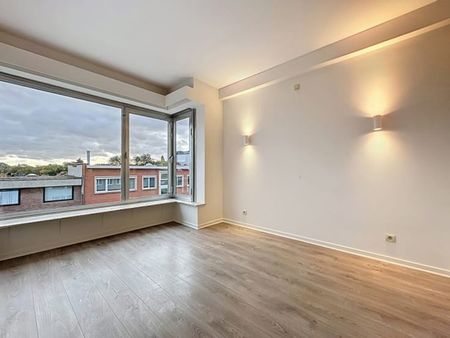 Appartement te huur - Foto 5