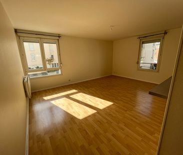 Location Appartement 3 pièces 69m² - Photo 2