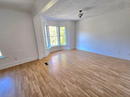 For Lease - 45 Fairholt Road Unit# 2, Hamilton, Ontario - Photo 1