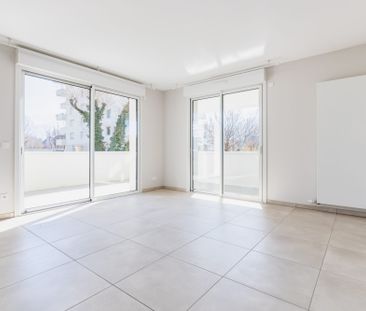 Location Appartement 4 pièces 86m² MEYLAN 38240 - Photo 1