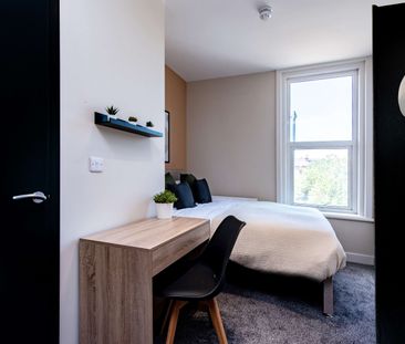 😜 Luxury house share in the heart of Bury 😍 - Photo 2