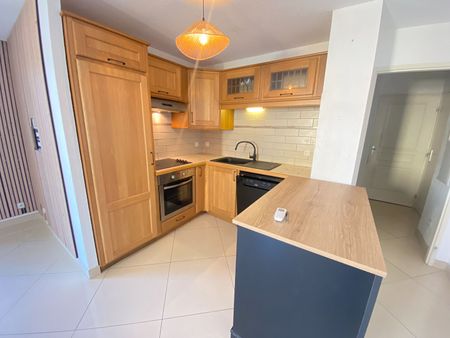 Location appartement 3 pièces, 51.80m², Vinassan - Photo 2