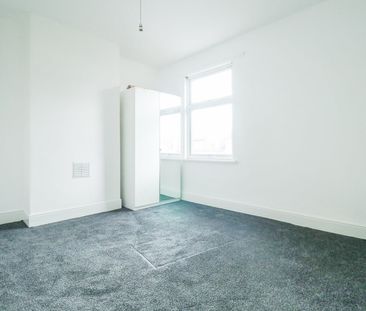 2 Bed Terraced House, Mostyn Street, LE3 - Photo 1