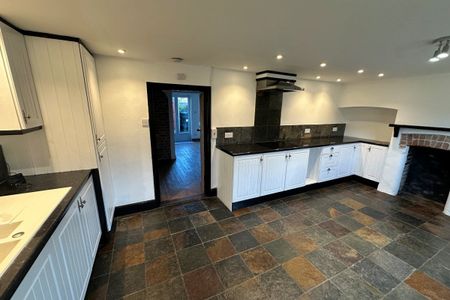 Holmsey Green - Photo 5