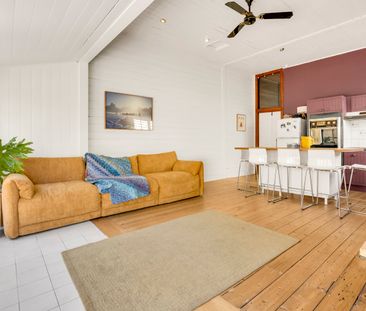 25 Little Gold Street, Brunswick VIC 3056 - House For Rent | Domain - Photo 3