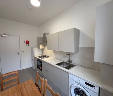 4 Bed Flat, Rose Street, G3 - Photo 6