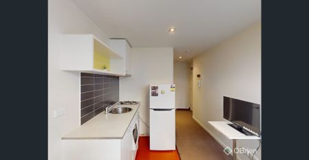 STUDIO APARTMENT IN PRIME LOCATION! - Photo 5