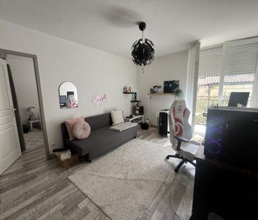 Location Appartement 2 pièces 41m² BORDEAUX 33800 - Photo 2