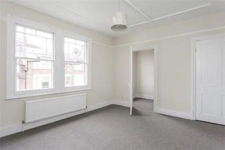 4 Bed Terraced House, Garfield Road, SW11 - Photo 5