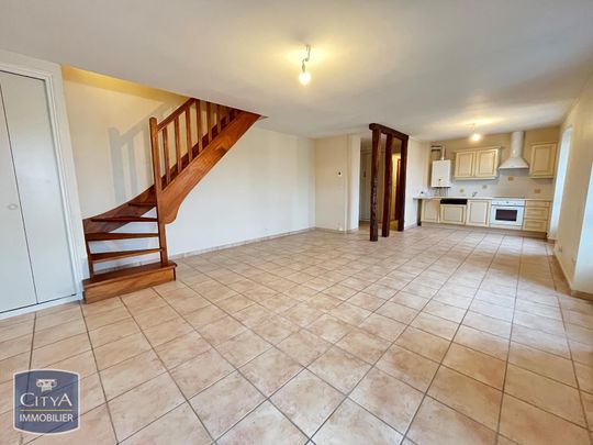 Location Appartement 4 pièces 98m² BOURGES 18000 - Photo 1
