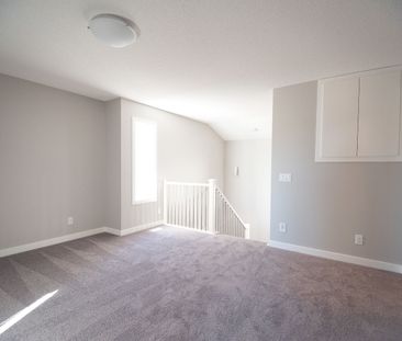 40 Sage Bluff Road calgary - Photo 5