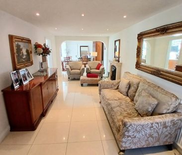 Portman Close - Photo 3