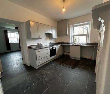 3 bedroom terraced house to rent - Photo 6