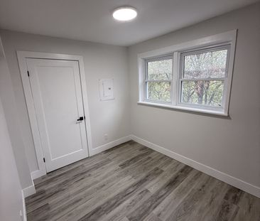 For Lease - 280 Blake Boulevard Unit# 3, Vanier and Kingsview Park,... - Photo 1